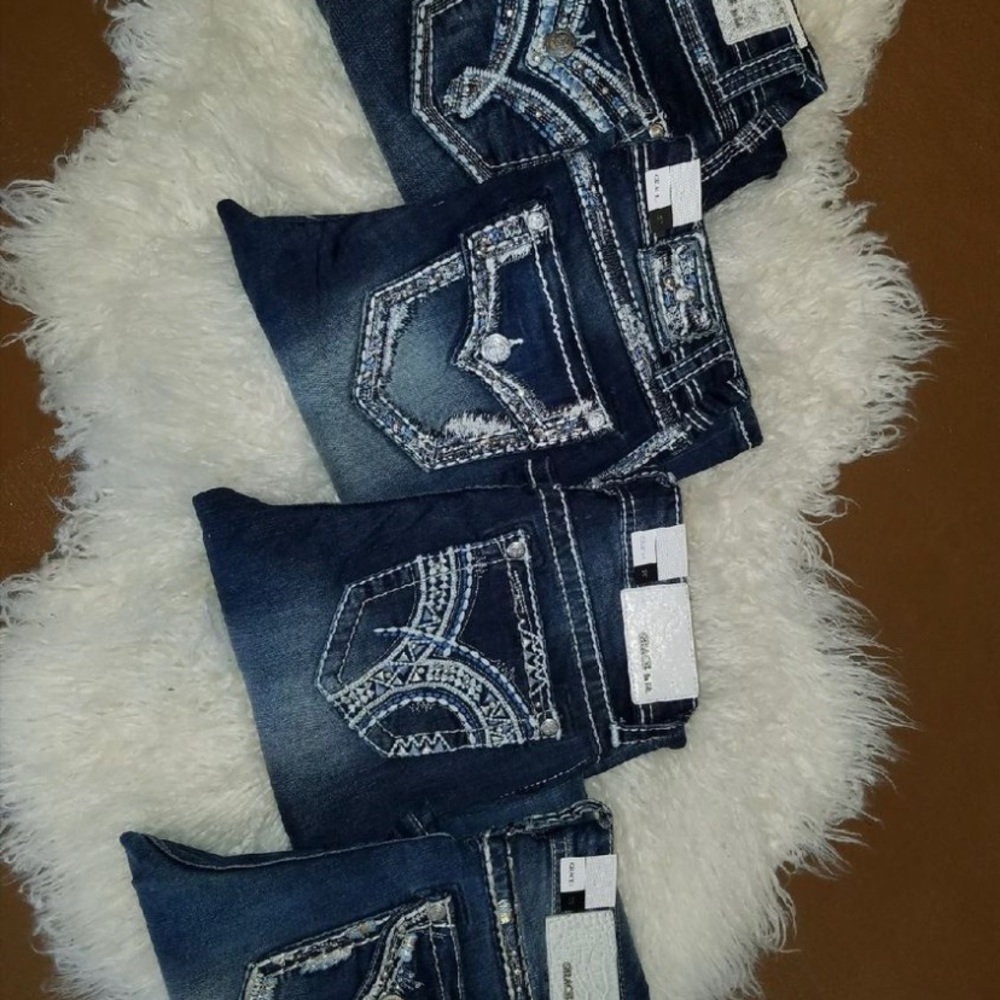 Easy fit  jeans that I got for Christmas that I don’t want